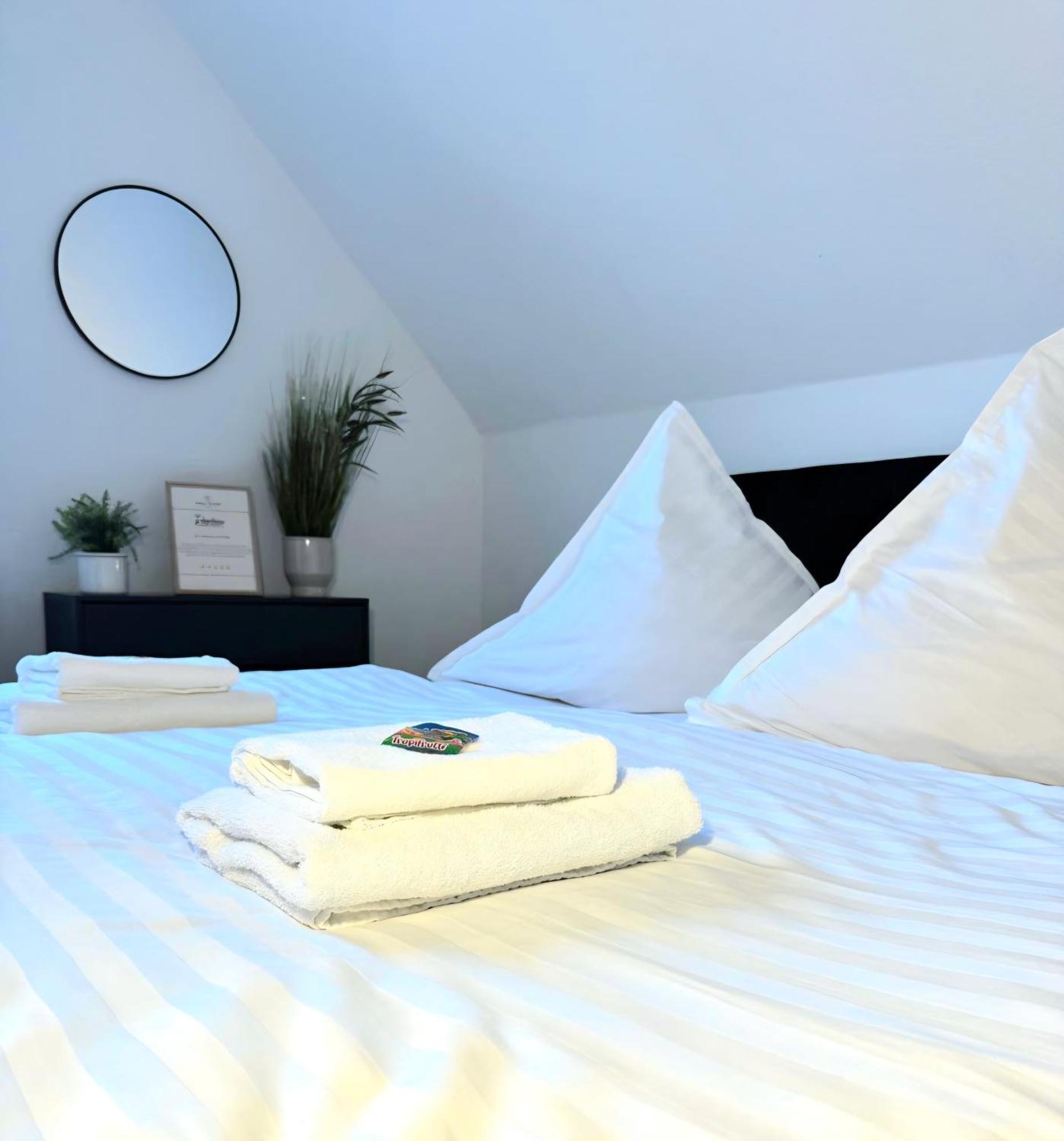 Ama Home Apartment In Hiddenhausen - Wlan, Smart-Tv - Nahe A30 & A2 - Nur 10 Min Von Herford Dış mekan fotoğraf